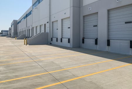Warehouse-docks